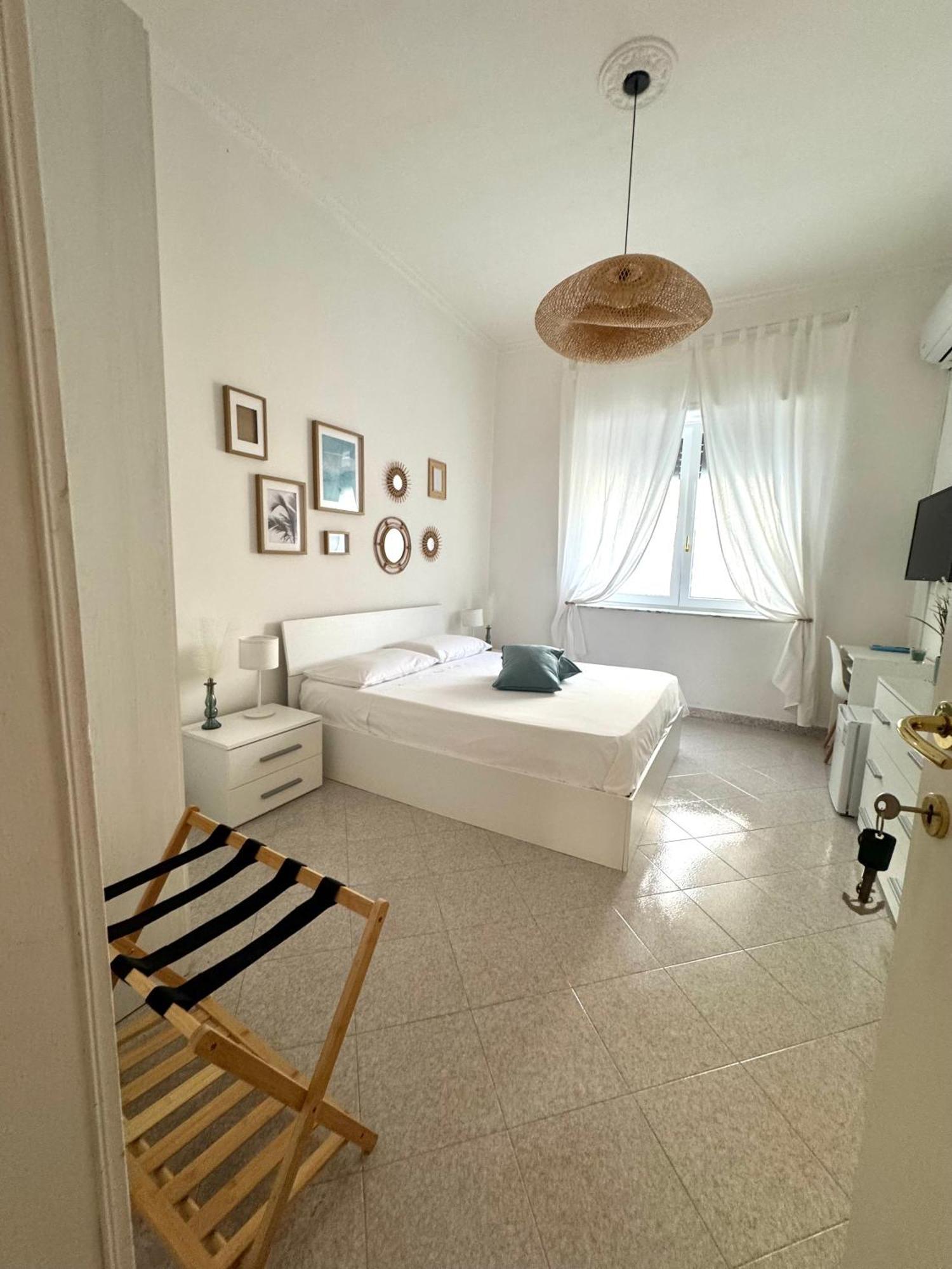 A Due Passi Dal Mare B&B Scalea Exterior photo